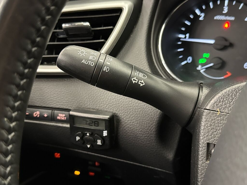 Nissan Qashqai 2014 Harmaa