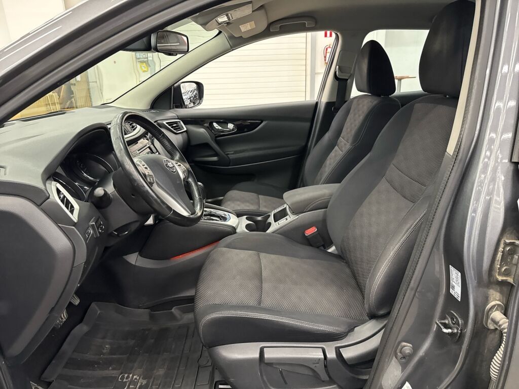 Nissan Qashqai 2014 Harmaa