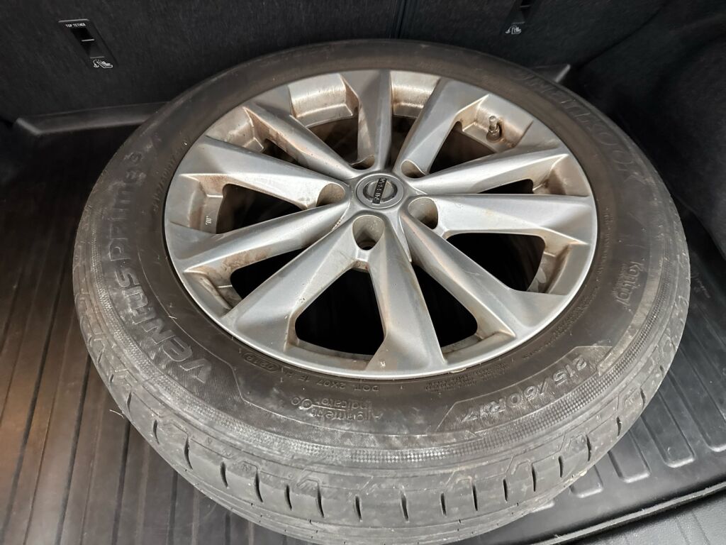 Nissan Qashqai 2014 Harmaa