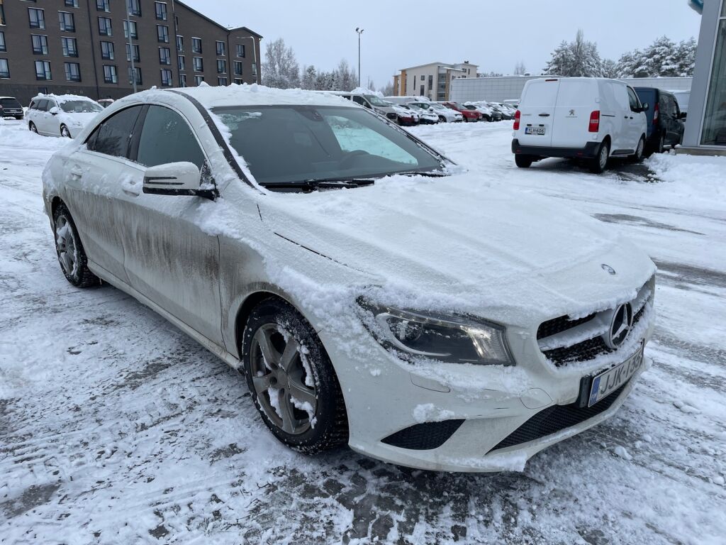 Mercedes-Benz CLA 2014 Valkoinen