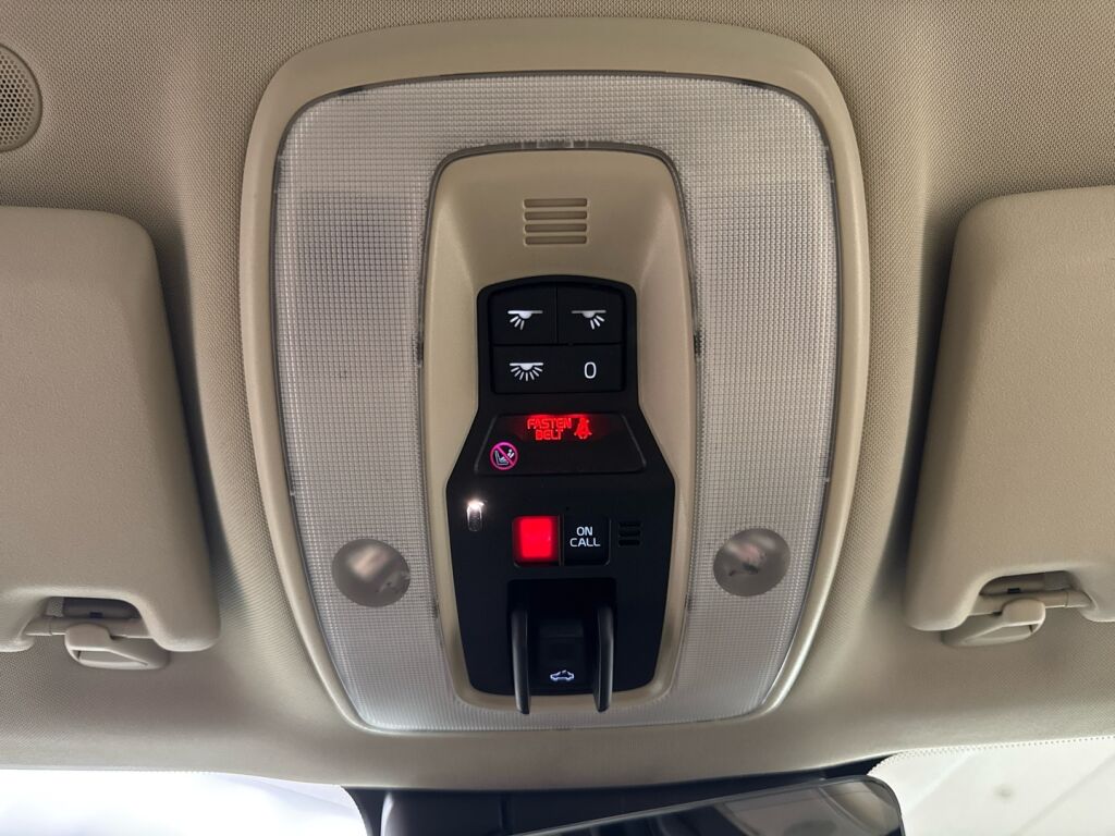 Volvo XC60 2015 Musta