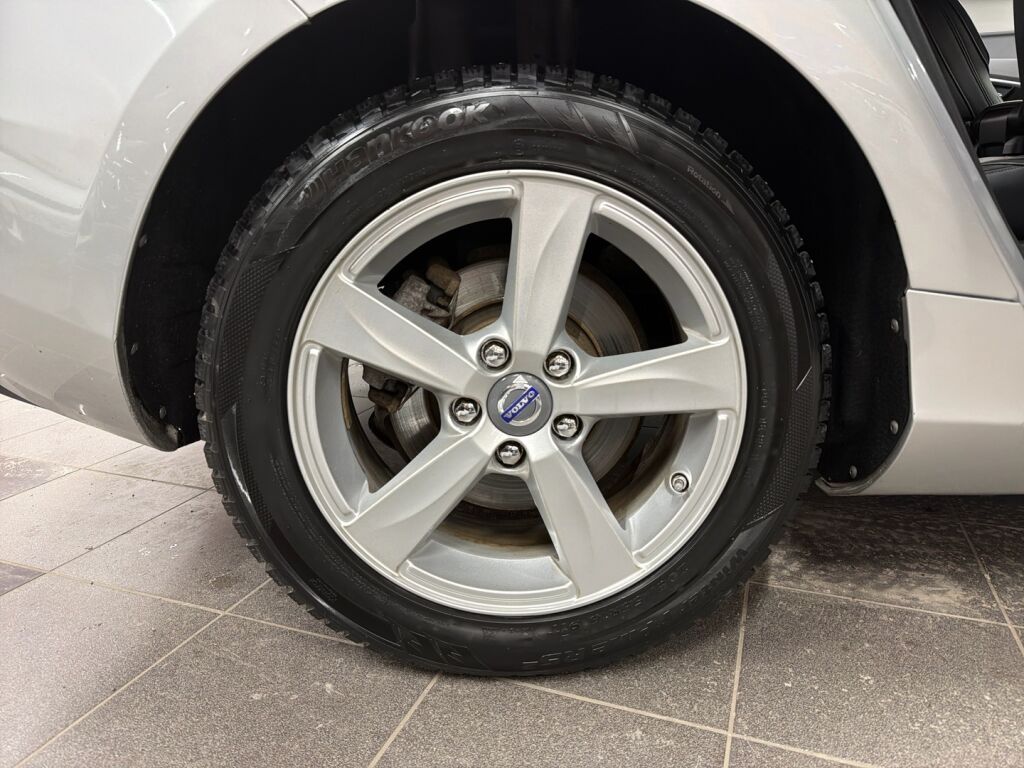 Volvo V40 2015 Harmaa