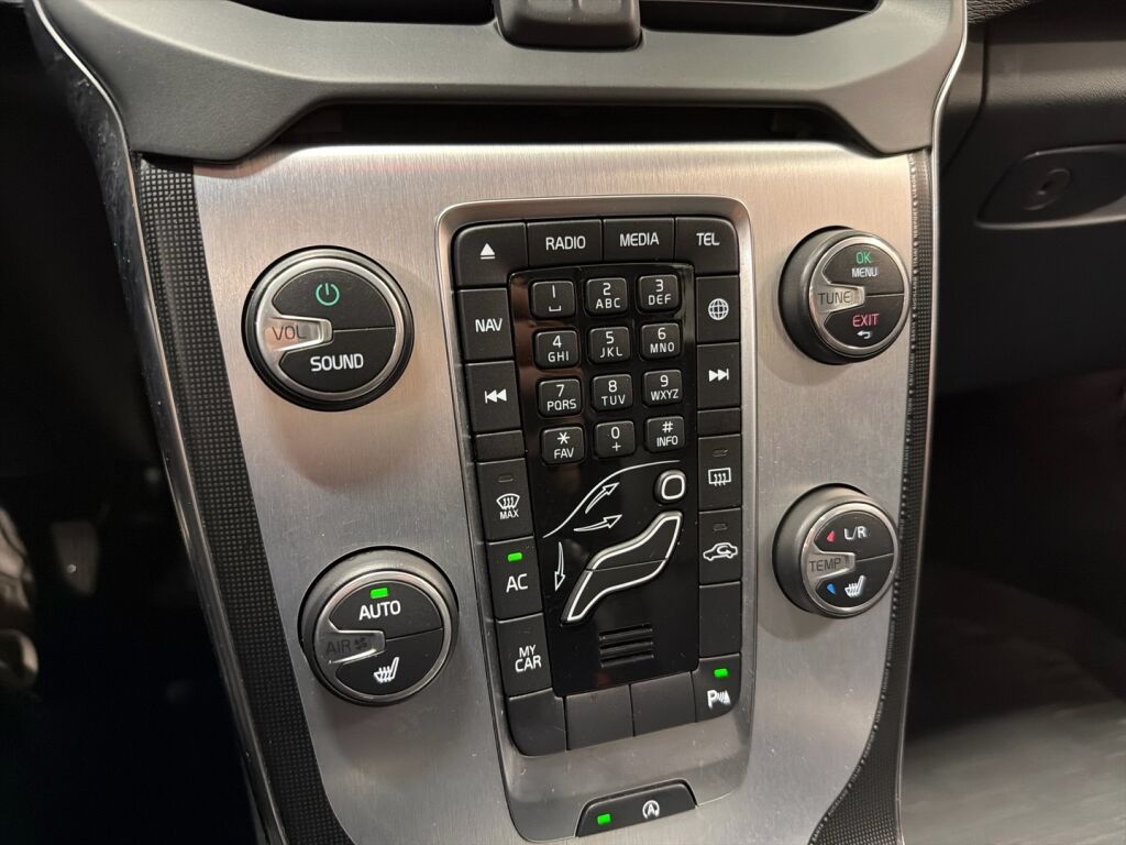 Volvo V40 2015 Harmaa