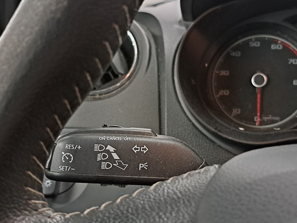 Seat Ibiza ST 2014 Harmaa