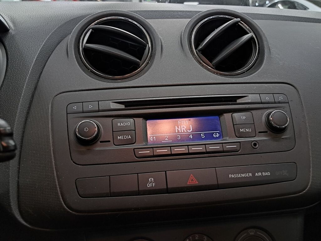 Seat Ibiza ST 2014 Harmaa