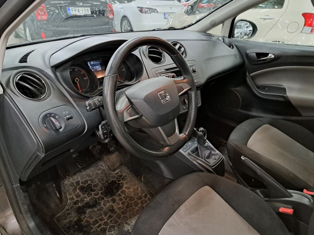 Seat Ibiza ST 2014 Harmaa