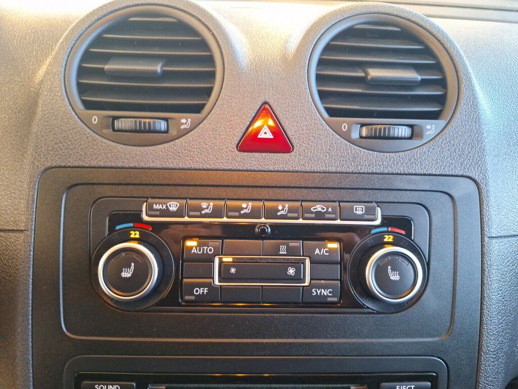 Volkswagen Caddy Maxi 2014 Valkoinen