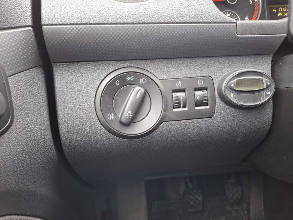 Volkswagen Caddy Maxi 2014 Ruskea (beige)