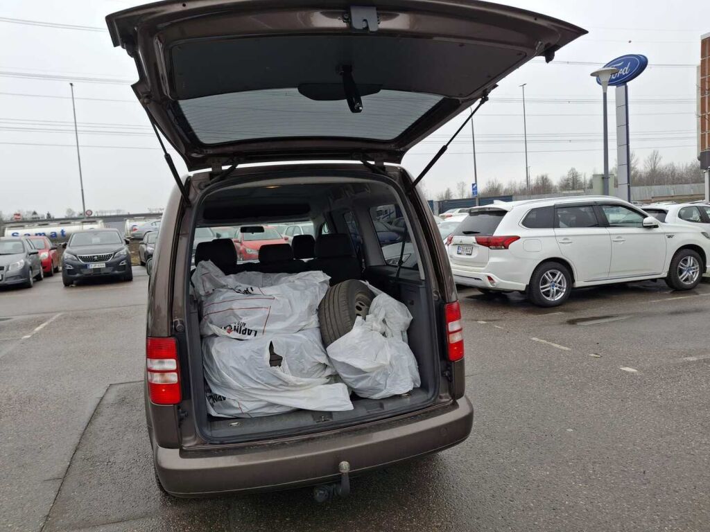 Volkswagen Caddy Maxi 2014 Ruskea (beige)