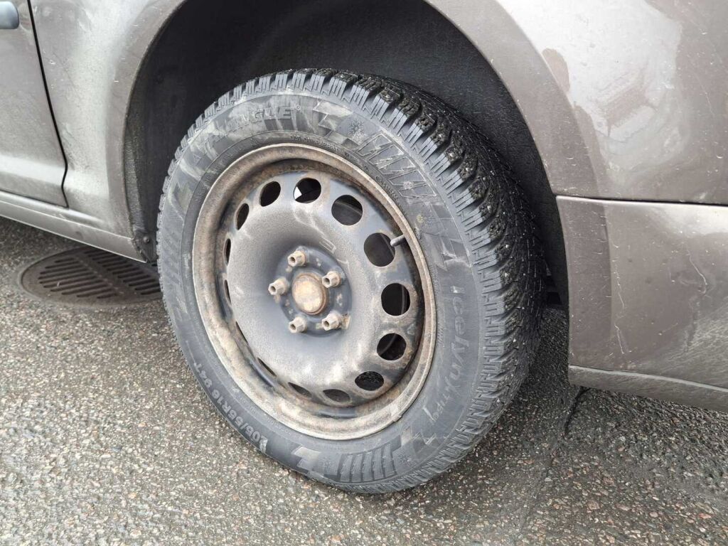 Volkswagen Caddy Maxi 2014 Ruskea (beige)