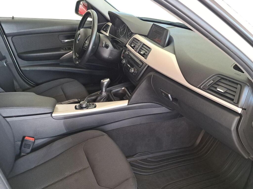 BMW 316 2014 Valkoinen