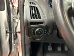 Ford Focus 2014 Harmaa