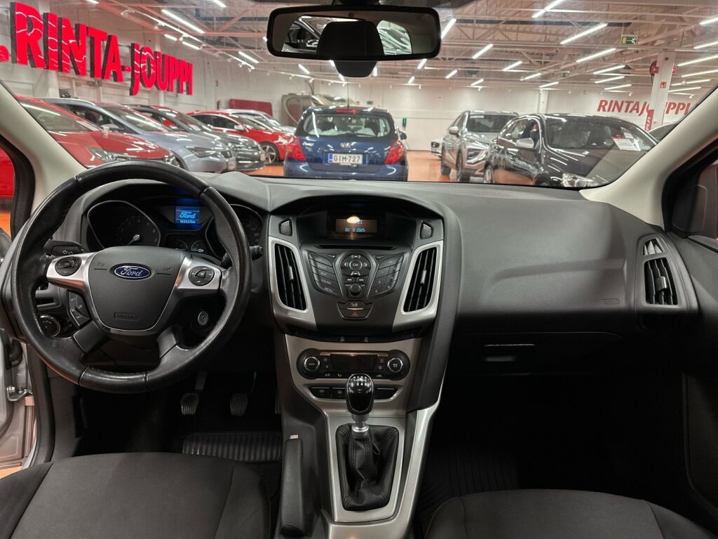 Ford Focus 2014 Harmaa