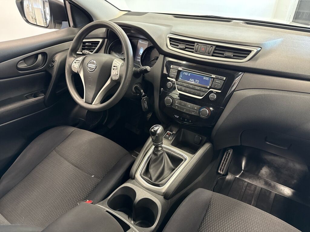 Nissan Qashqai 2015 Valkoinen