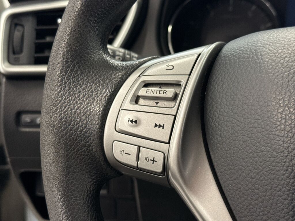 Nissan Qashqai 2015 Valkoinen