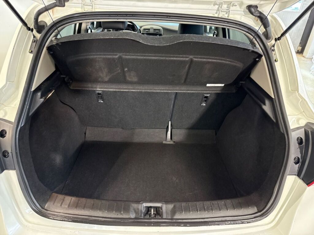 Nissan Pulsar 2015 Valkoinen