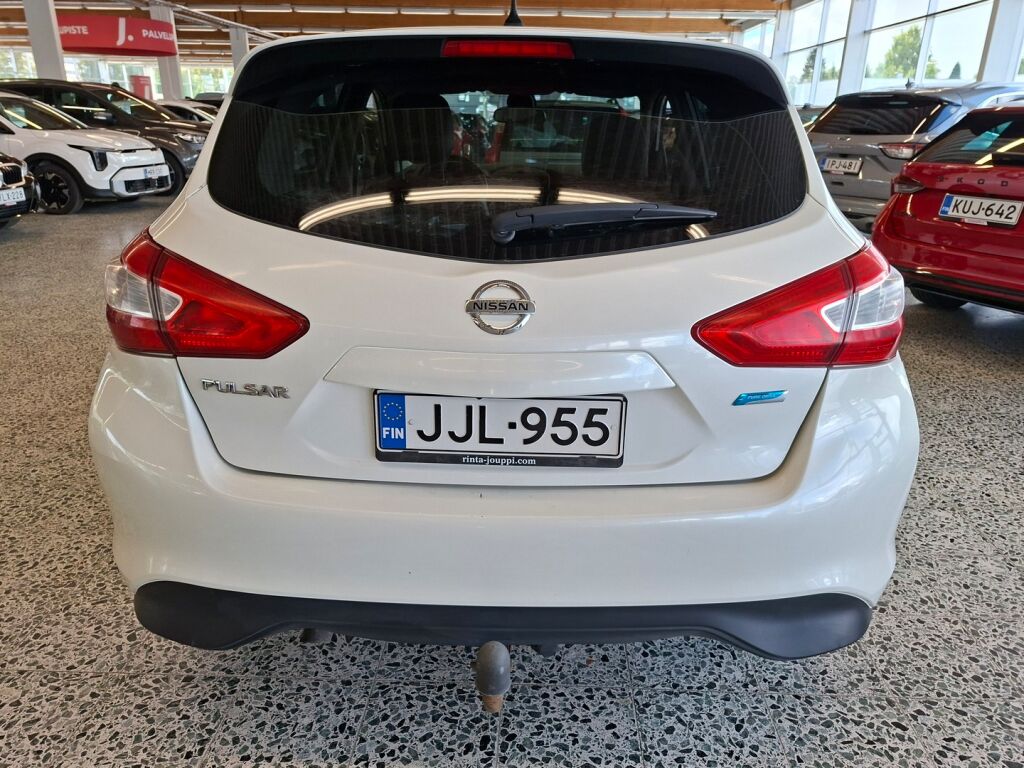 Nissan Pulsar 2015 Valkoinen