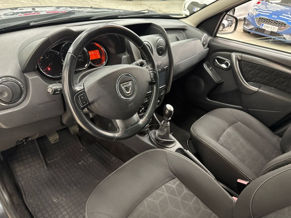 Dacia Duster 2014 Harmaa