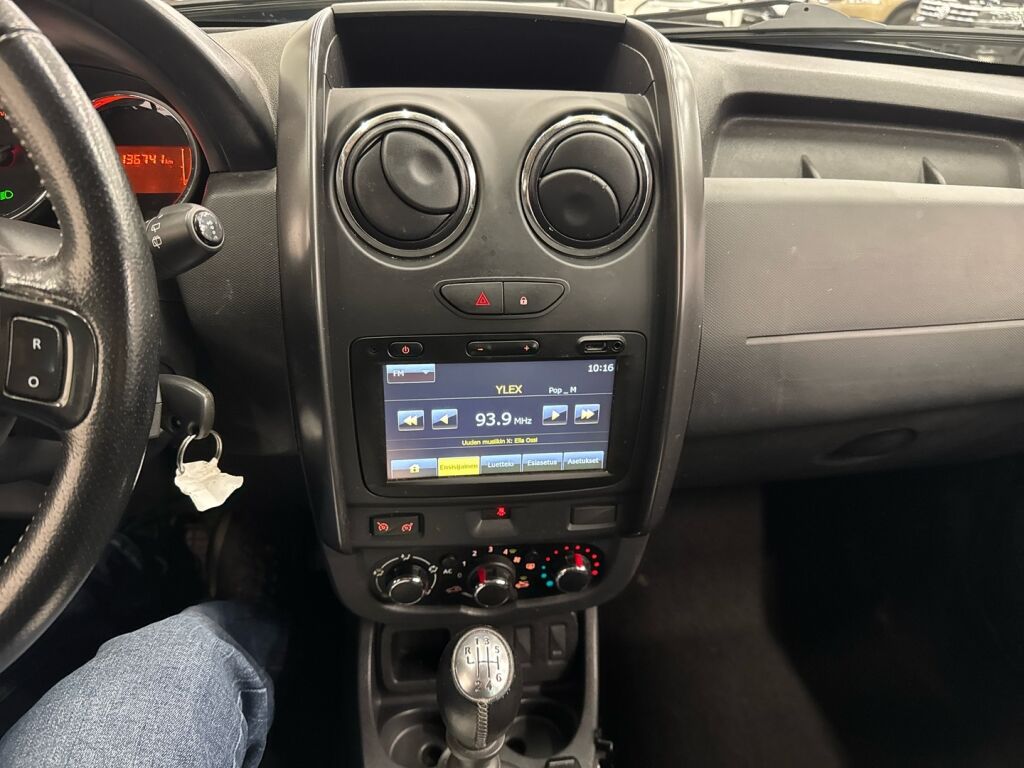 Dacia Duster 2014 Harmaa