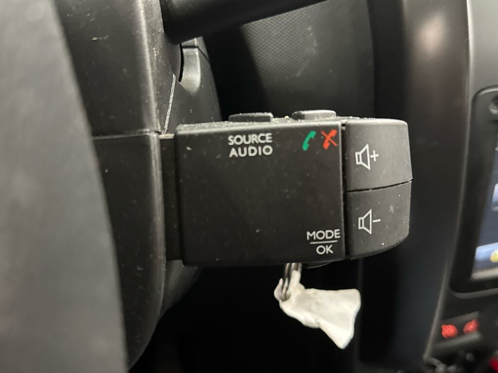 Dacia Duster 2014 Harmaa