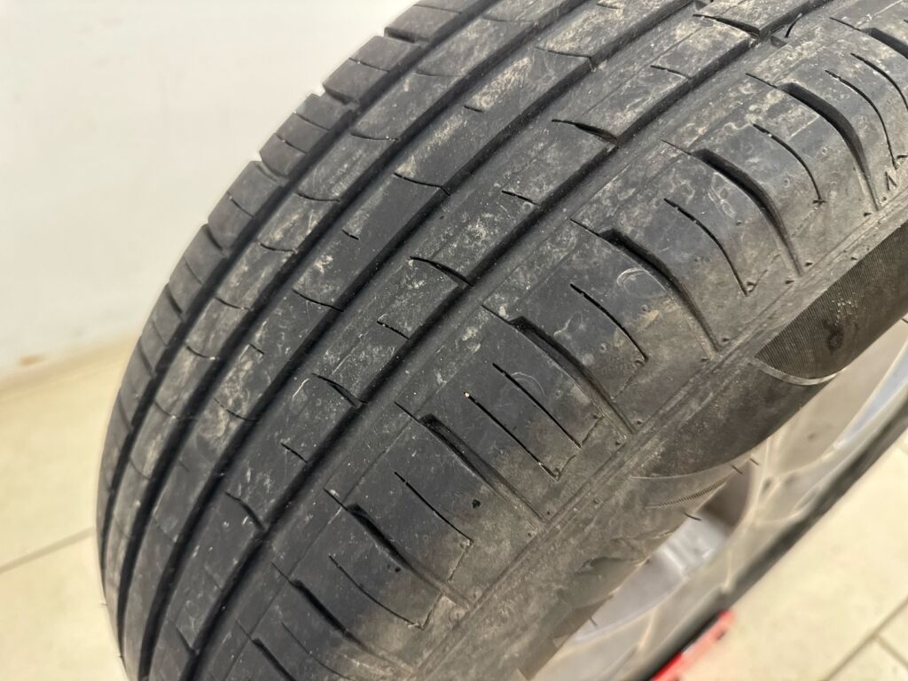 Dacia Duster 2014 Harmaa