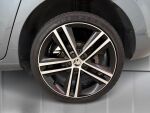 Skoda Rapid 2015 Hopea