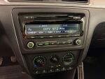 Skoda Rapid 2015 Hopea