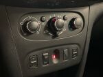 Dacia Sandero 2015 Punainen