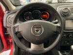 Dacia Sandero 2015 Punainen