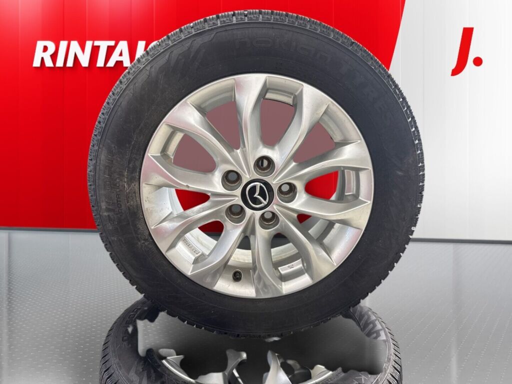 Mazda Mazda3 2015 Punainen
