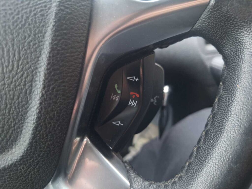 Ford Transit Custom 2015 Musta