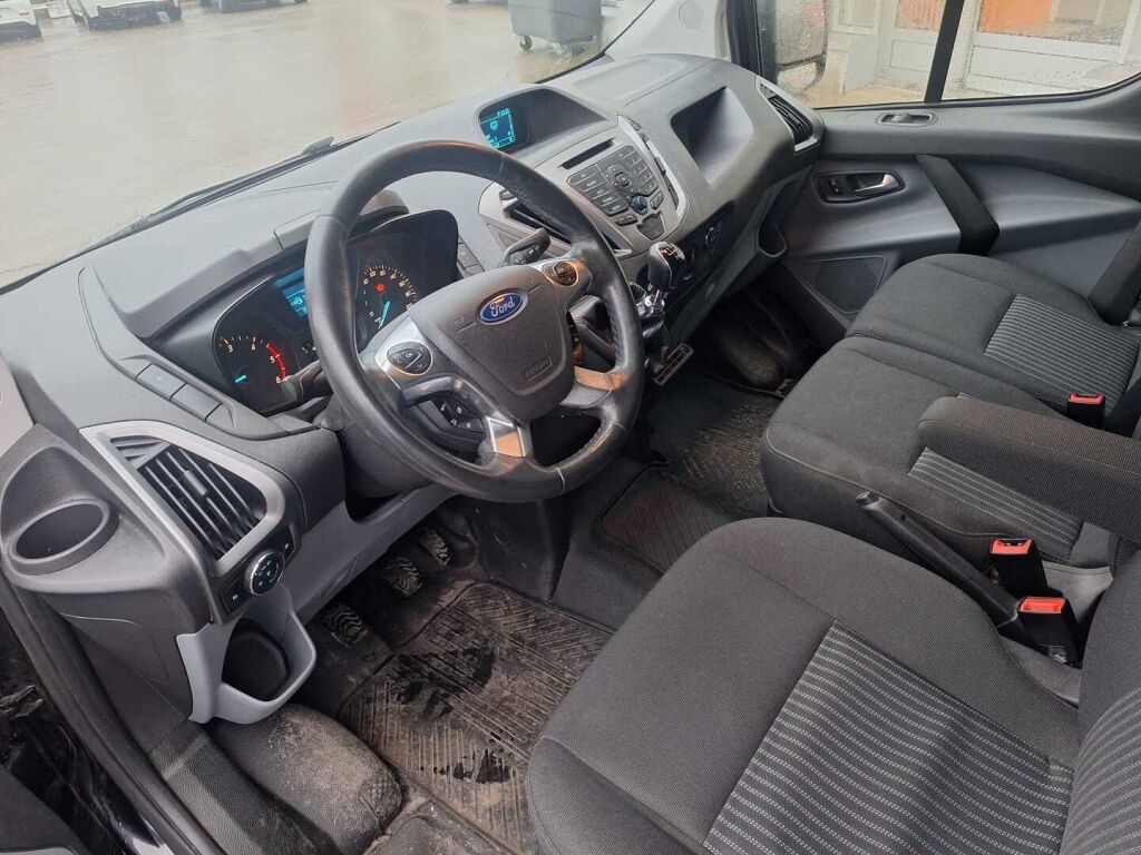Ford Transit Custom 2015 Musta