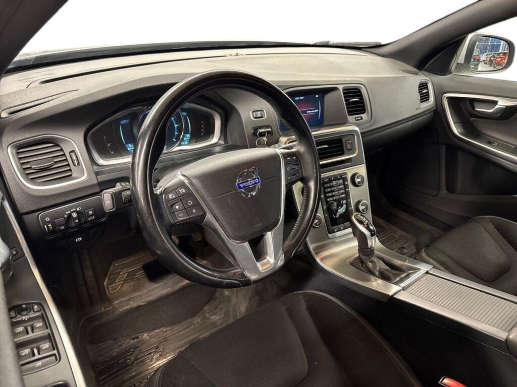 Volvo V60 2014 Hopea