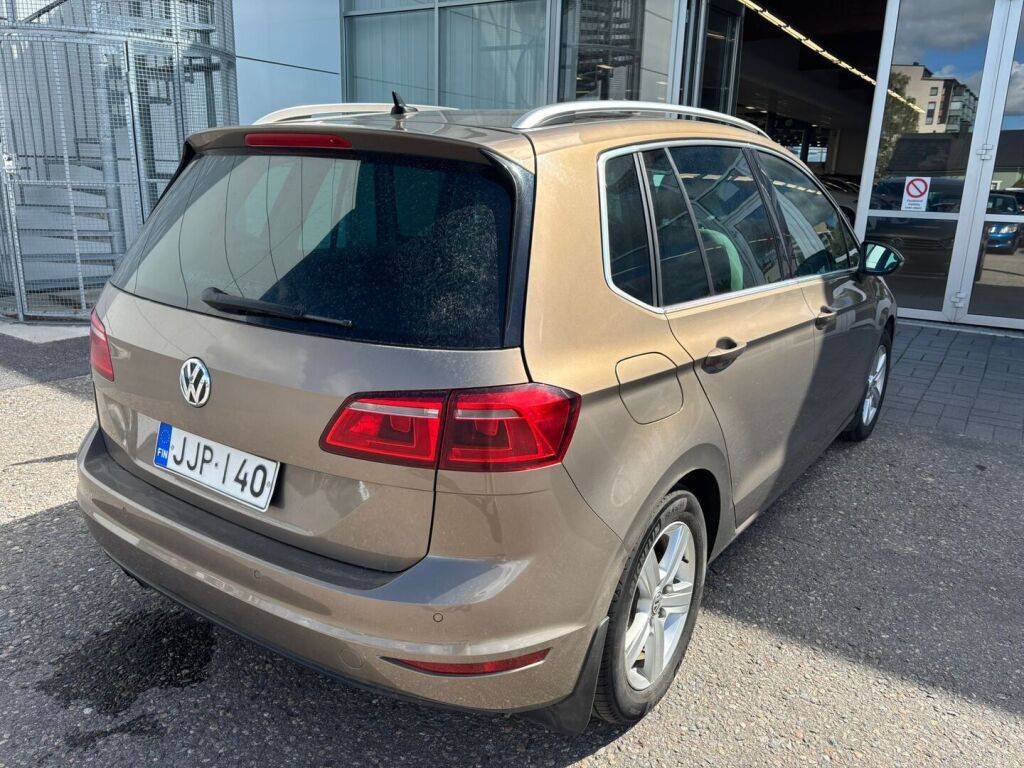 Volkswagen Golf Sportsvan 2015 Ruskea (beige)