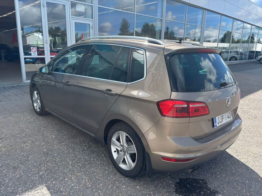 Volkswagen Golf Sportsvan 2015 Ruskea (beige)