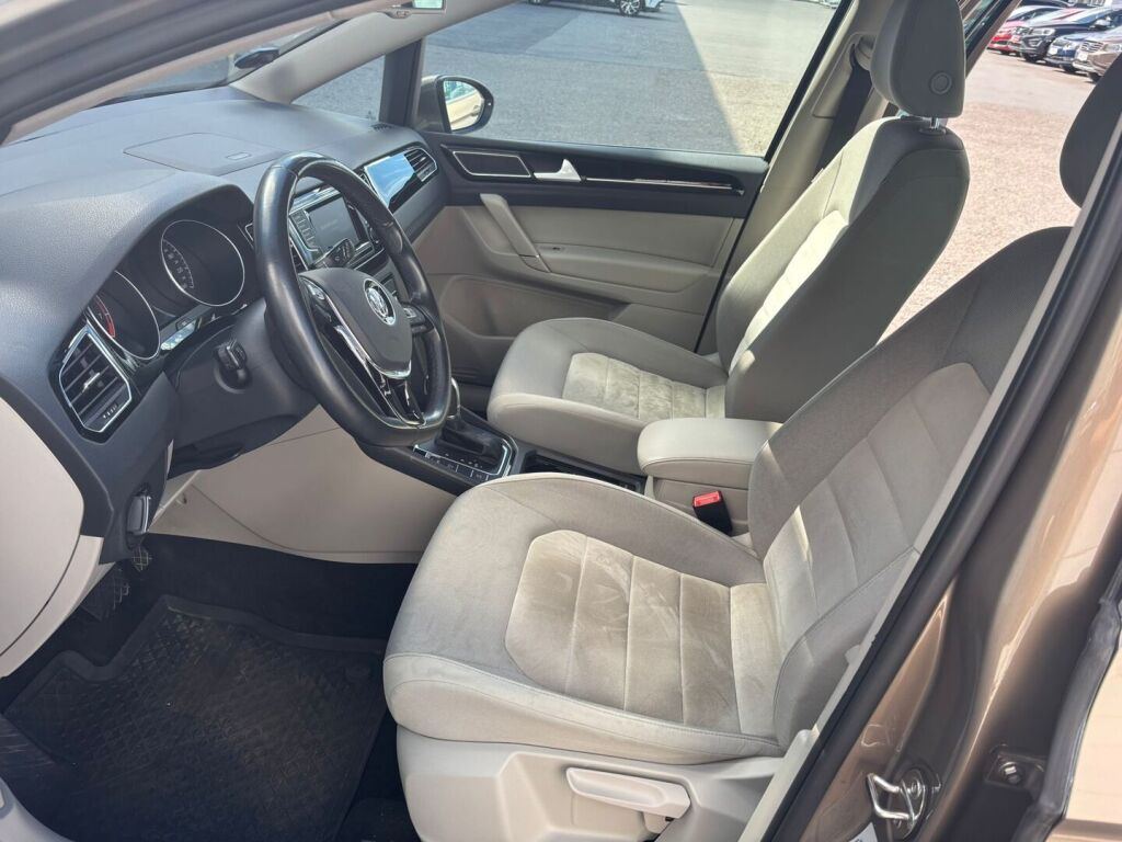 Volkswagen Golf Sportsvan 2015 Ruskea (beige)
