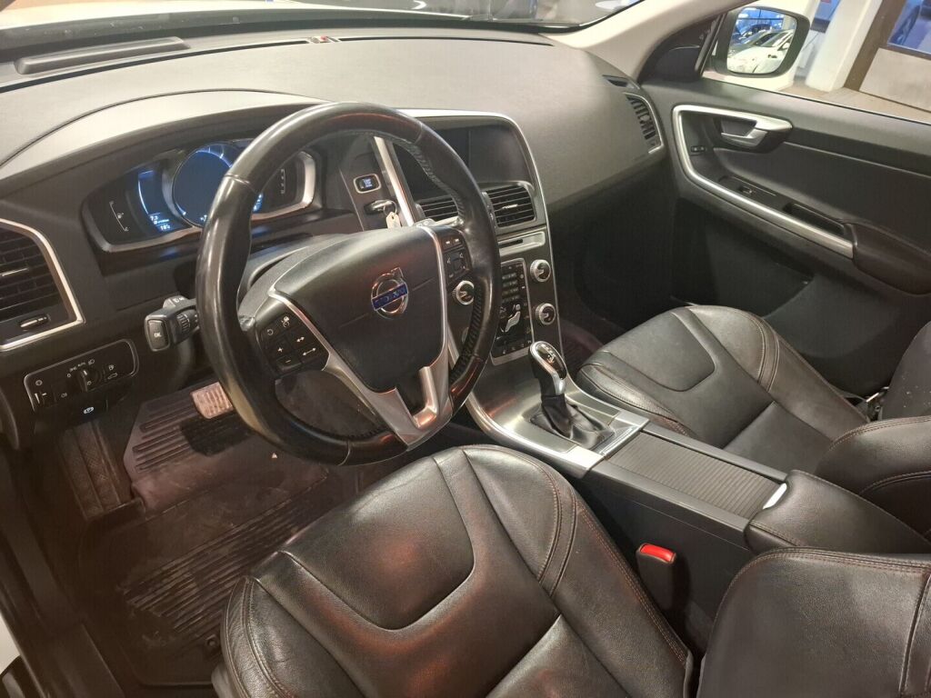 Volvo XC60 2016 Valkoinen