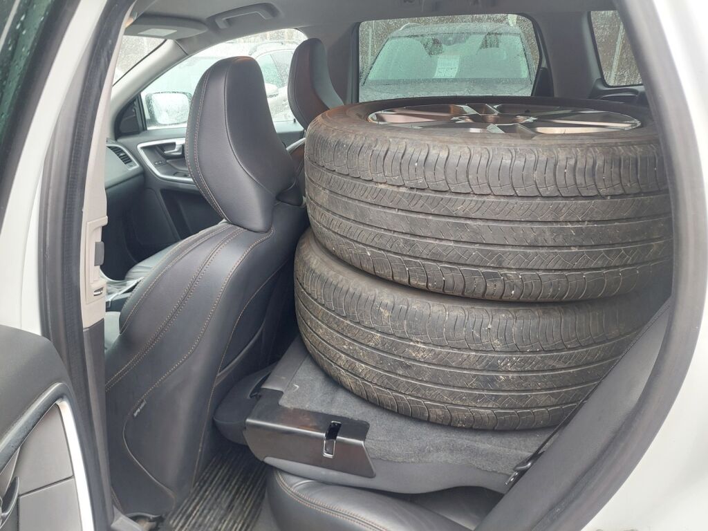 Volvo XC60 2016 Valkoinen