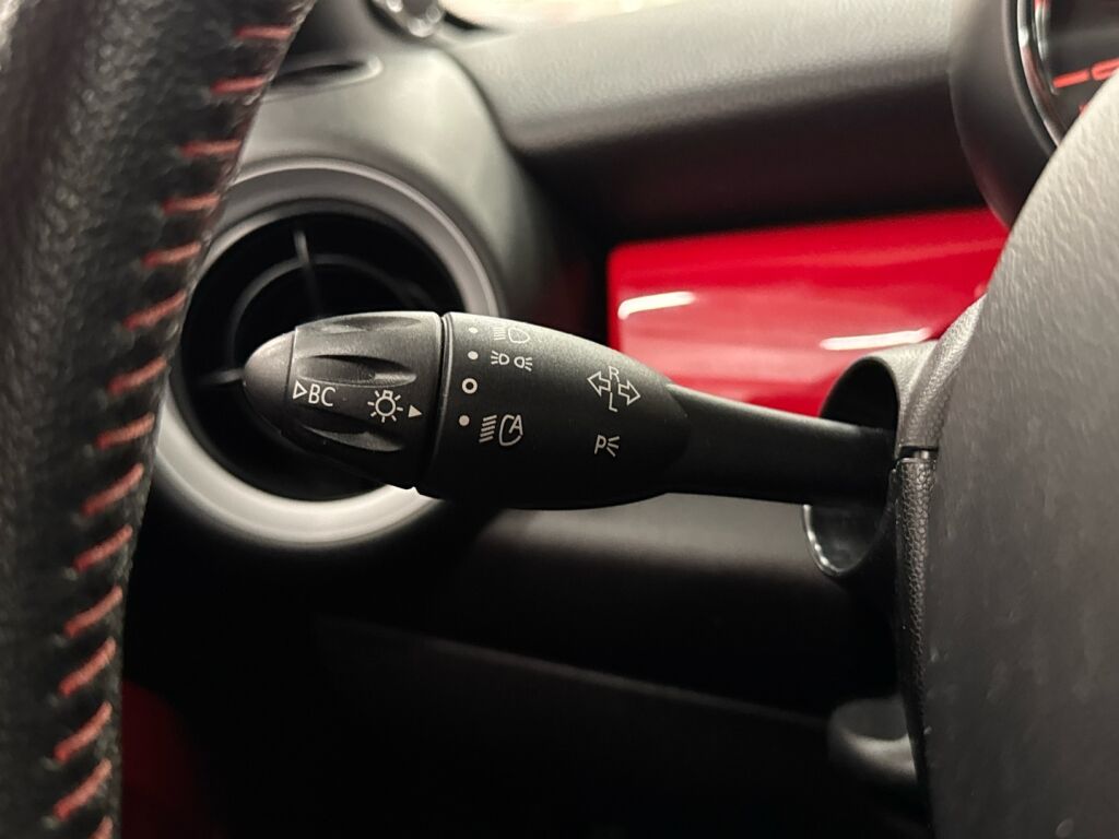 Mini Cooper 2011 Musta