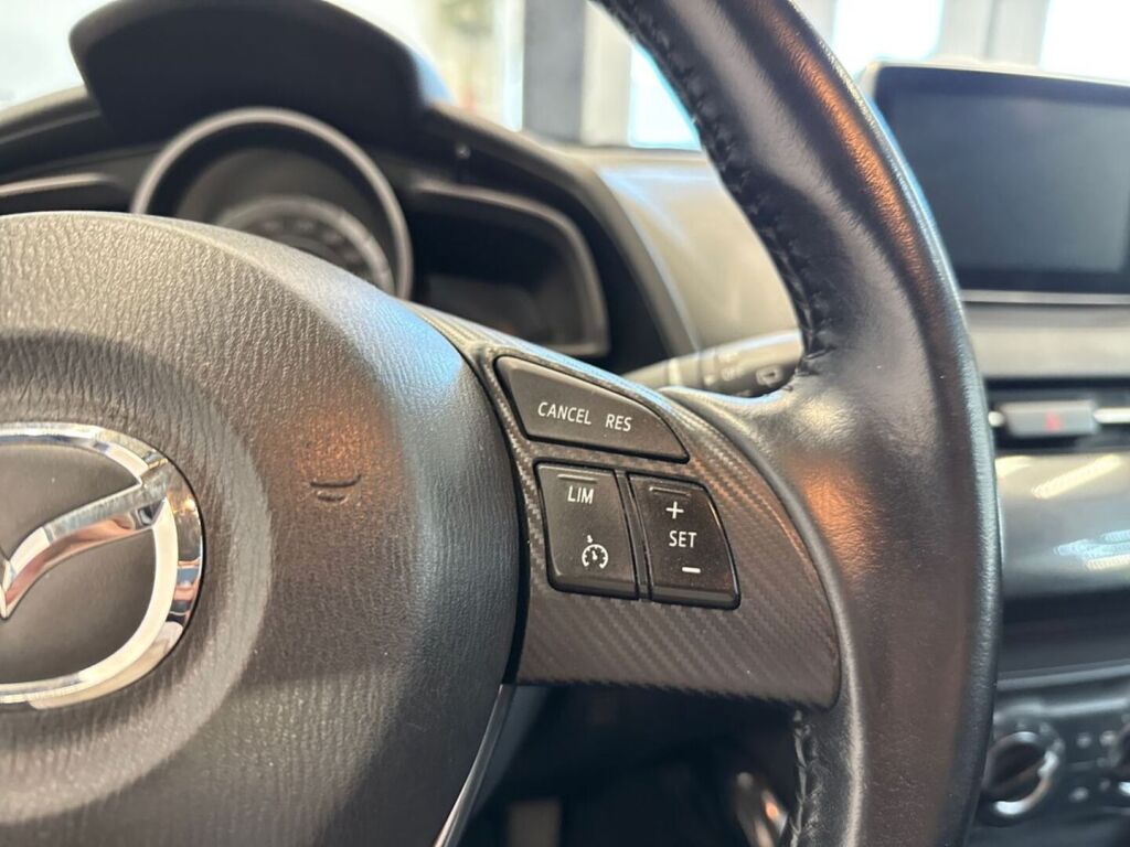 Mazda Mazda2 2017 Sininen