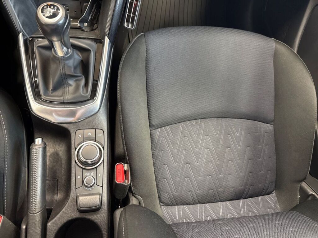Mazda Mazda2 2017 Sininen