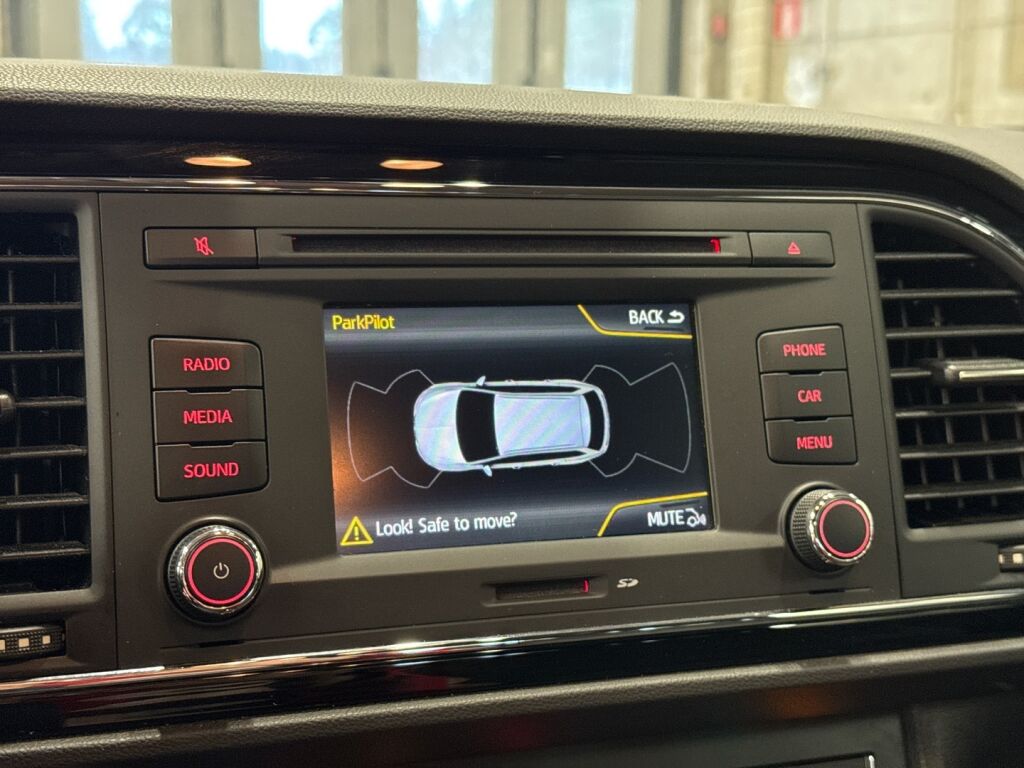 Seat Leon ST 2015 Harmaa