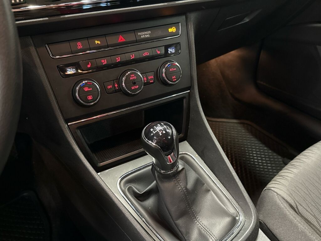 Seat Leon ST 2015 Harmaa