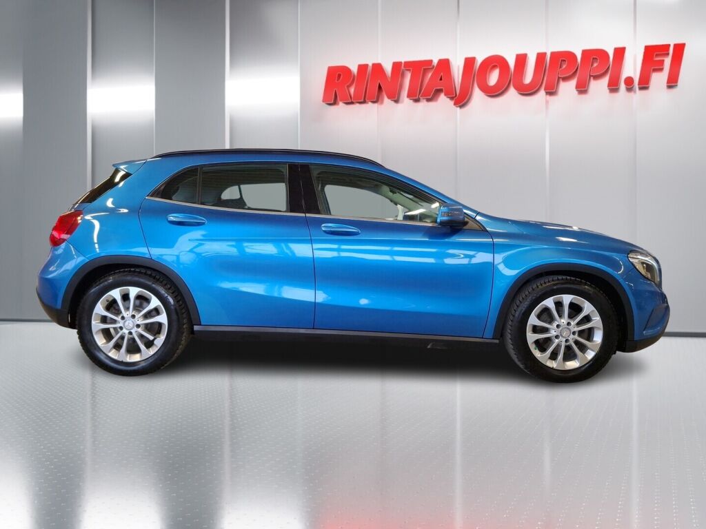 Mercedes-Benz GLA 2015 Sininen