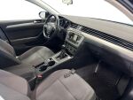 Volkswagen Passat 2015 Musta