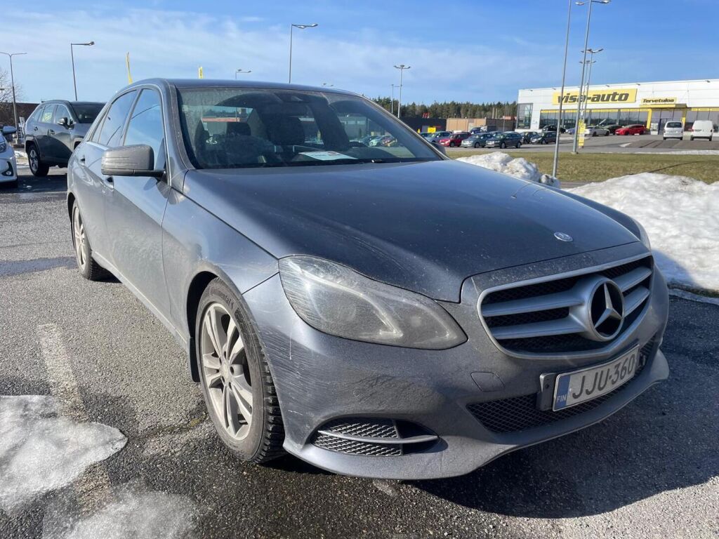 Mercedes-Benz E 2016 Metallinhohto Harmaa