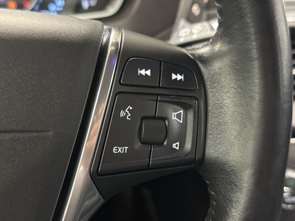 Volvo V40 2016 Harmaa