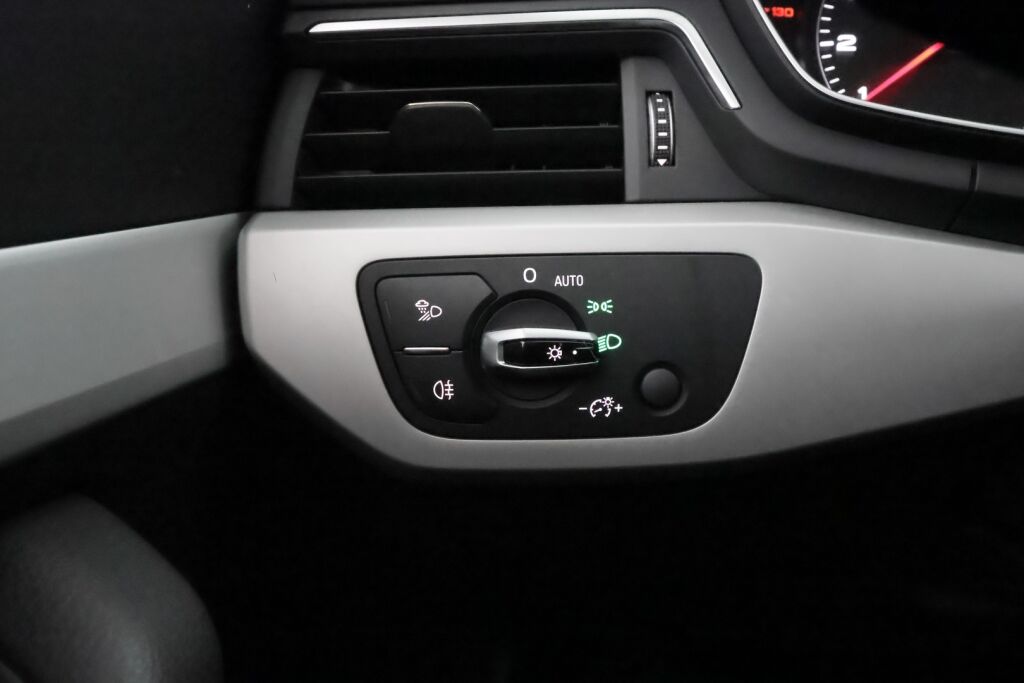 Audi A4 2016 Valkoinen