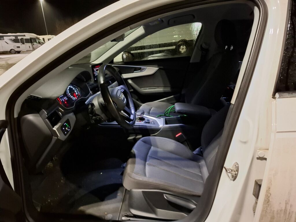 Audi A4 2016 Valkoinen