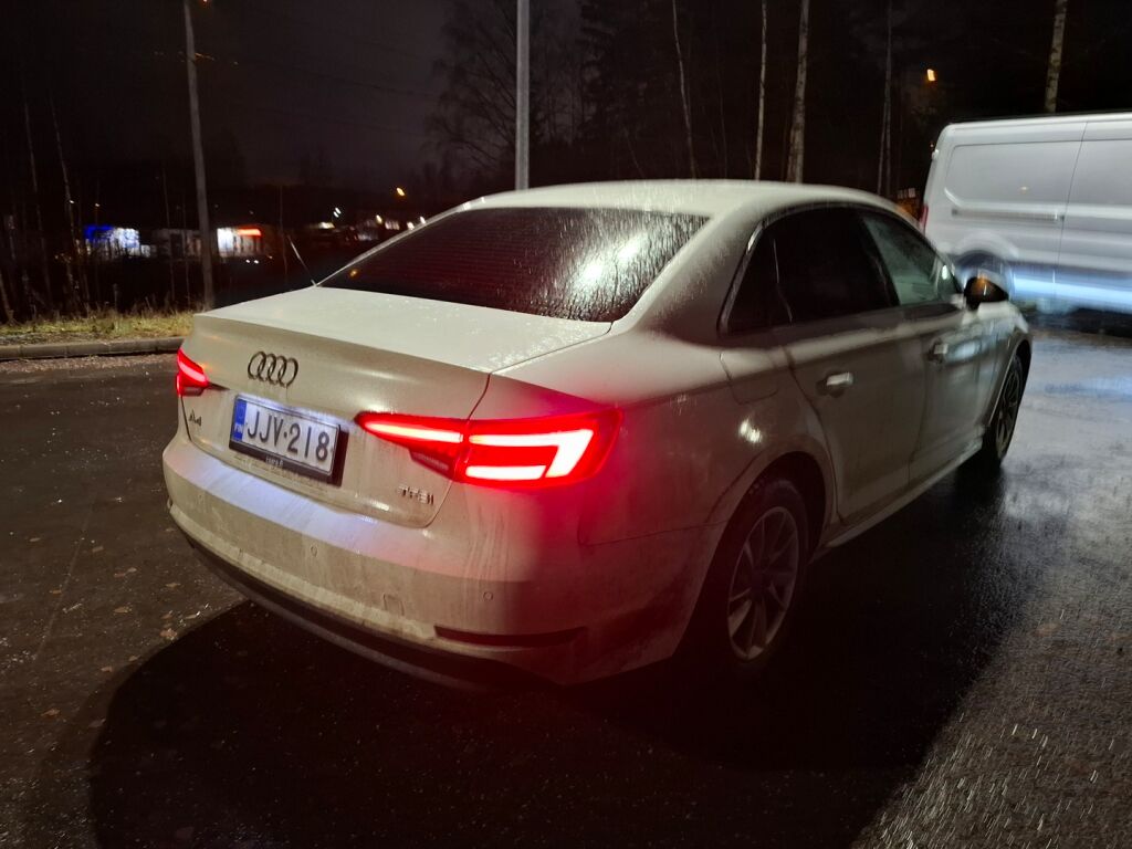Audi A4 2016 Valkoinen